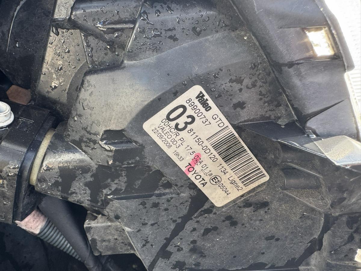 Toyota Yaris XP9 original Valeo Halogenscheinwerfer links Bj.2009